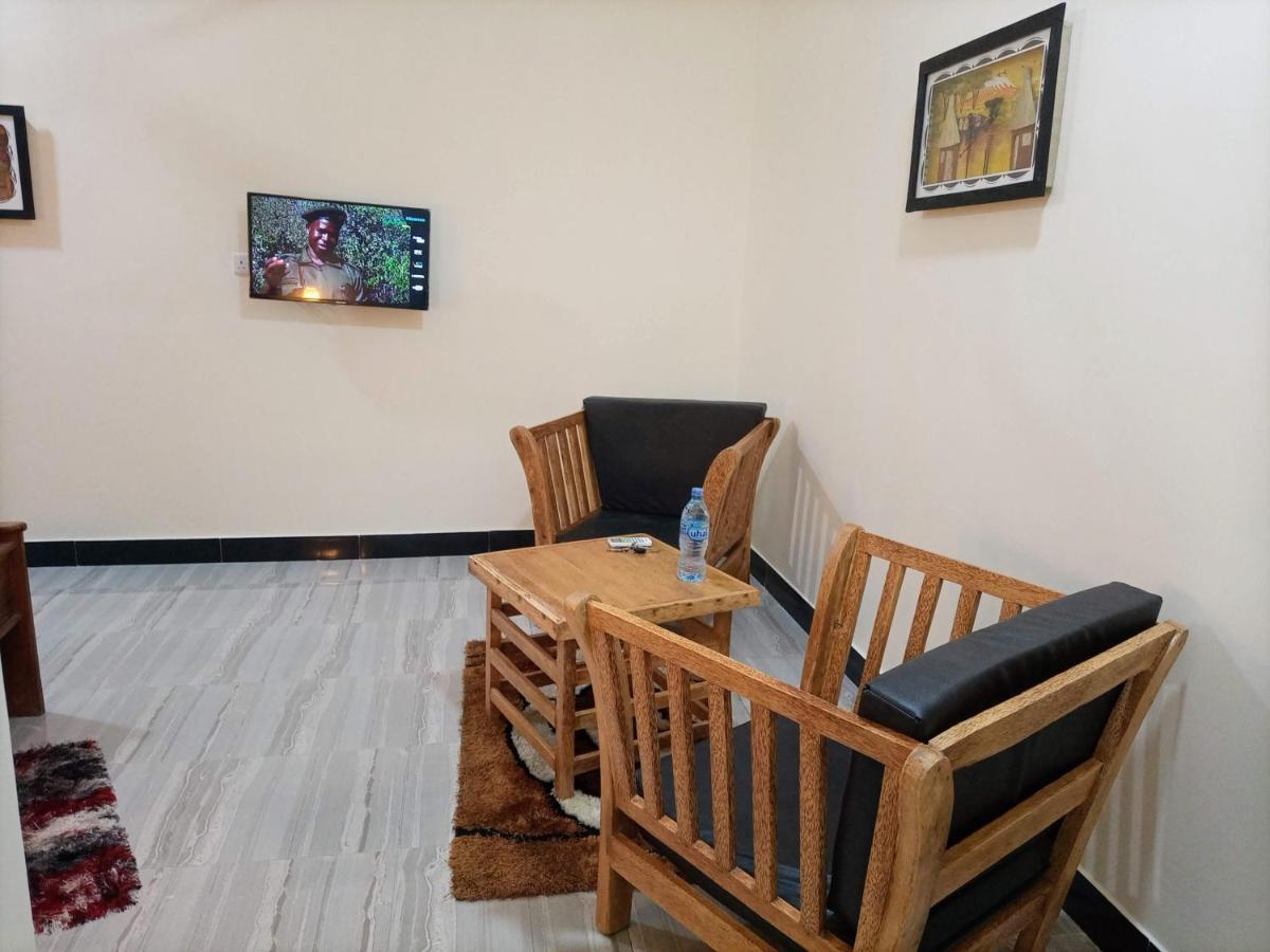 Chibuba Airport Accommodation Dar es Salaam Extérieur photo